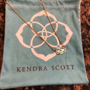 Kendra Scott Elisa pendant necklace